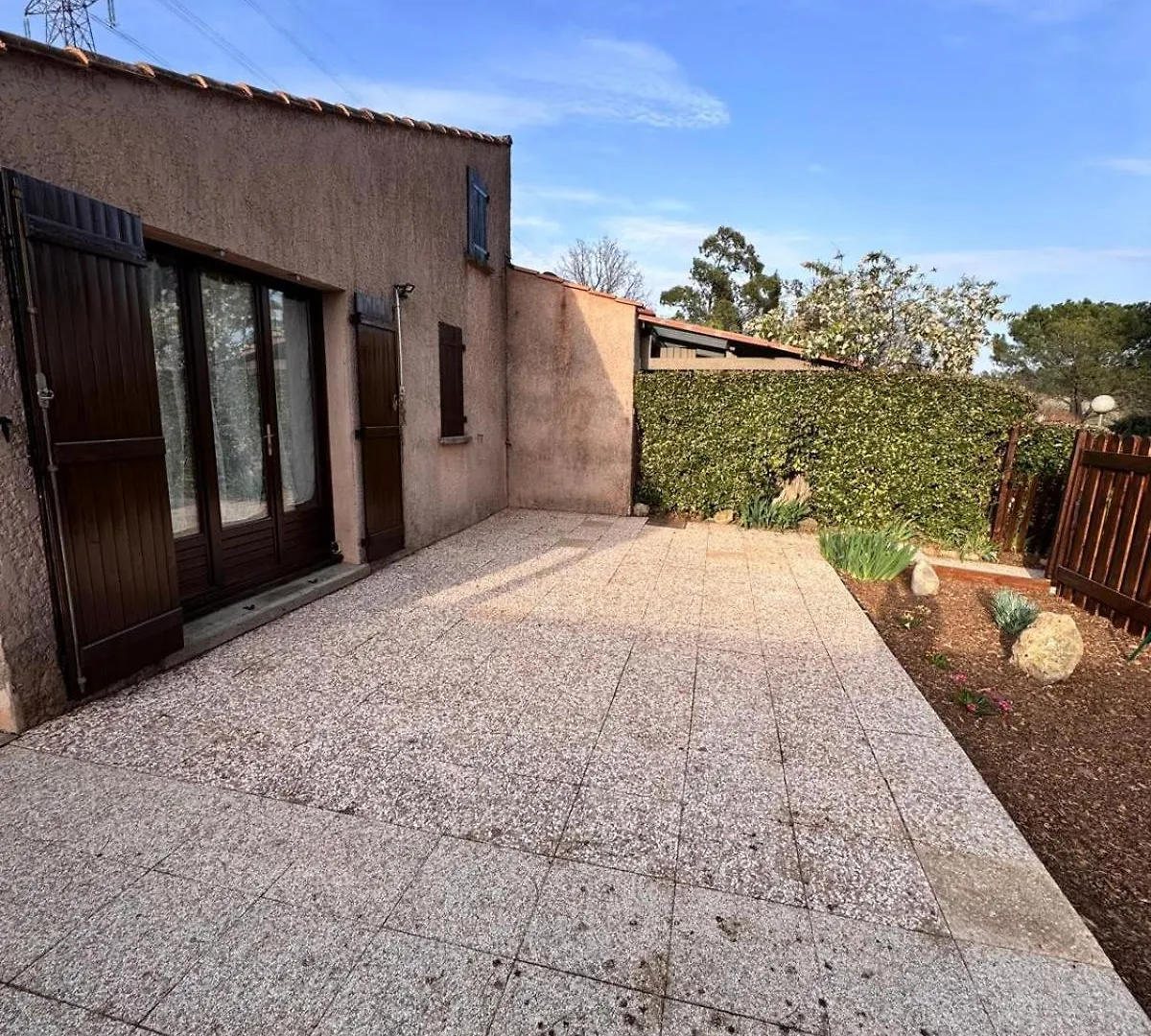 Holiday home L'Eden Vert Bagnols En Foret Yourhosthelper France